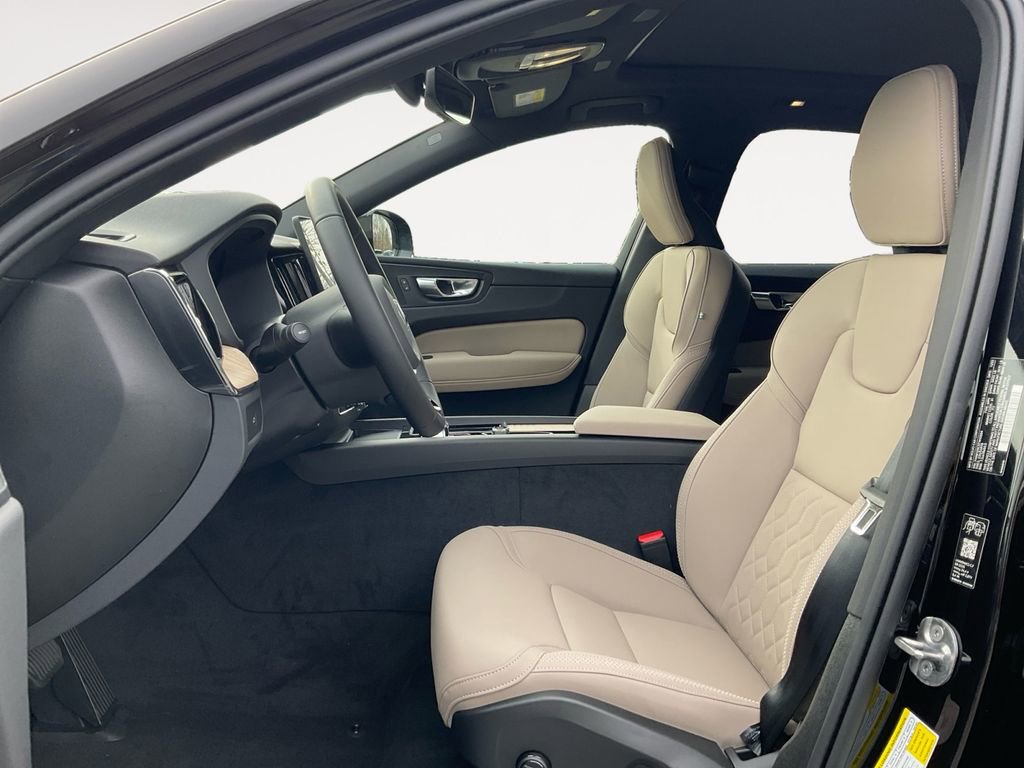 New 2026 Volvo XC60 B5 Plus w/ Protection Package Premier image 9