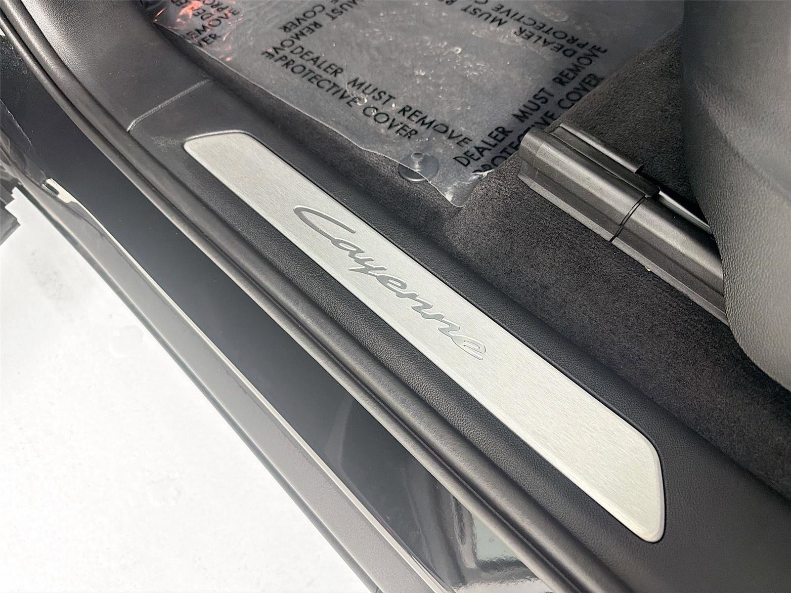 New 2026 Porsche Cayenne Coupe image 6