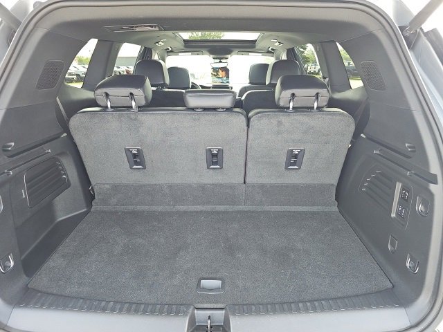 Certified 2024 GMC Acadia Denali w/ Super Cruise Package image 9