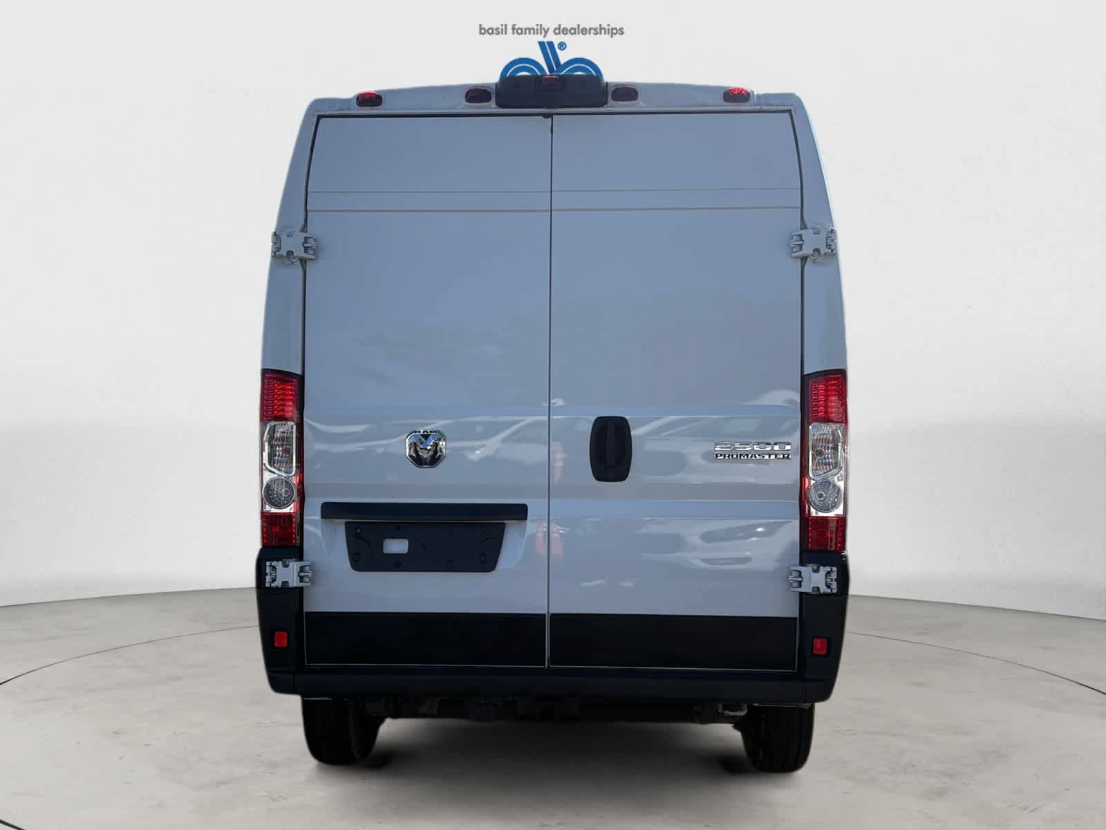 Used 2025 RAM ProMaster 2500 FWD image 6