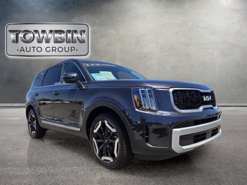 Certified 2025 Kia Telluride EX FWD image 2