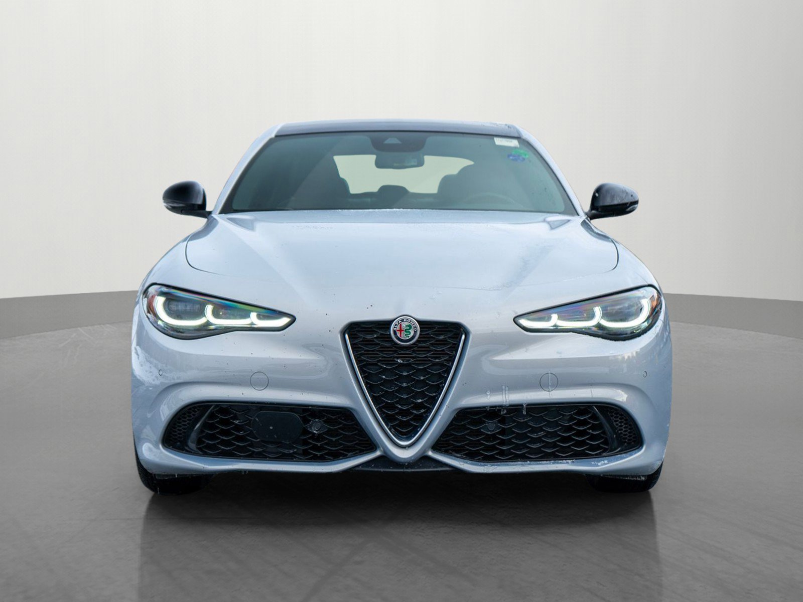 Used 2024 Alfa Romeo Giulia Ti image 2