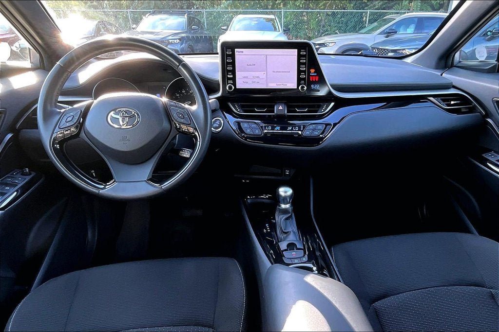 Used 2019 Toyota C-HR XLE FWD image 14