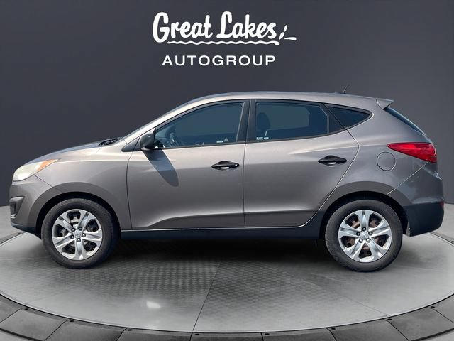 Used 2010 Hyundai Tucson GLS FWD image 2