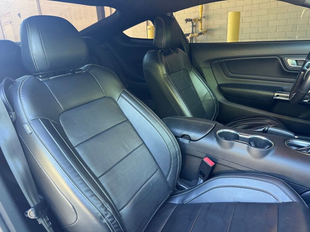 Used 2022 Ford Mustang GT Premium w/ GT Performance Package RWD image 18
