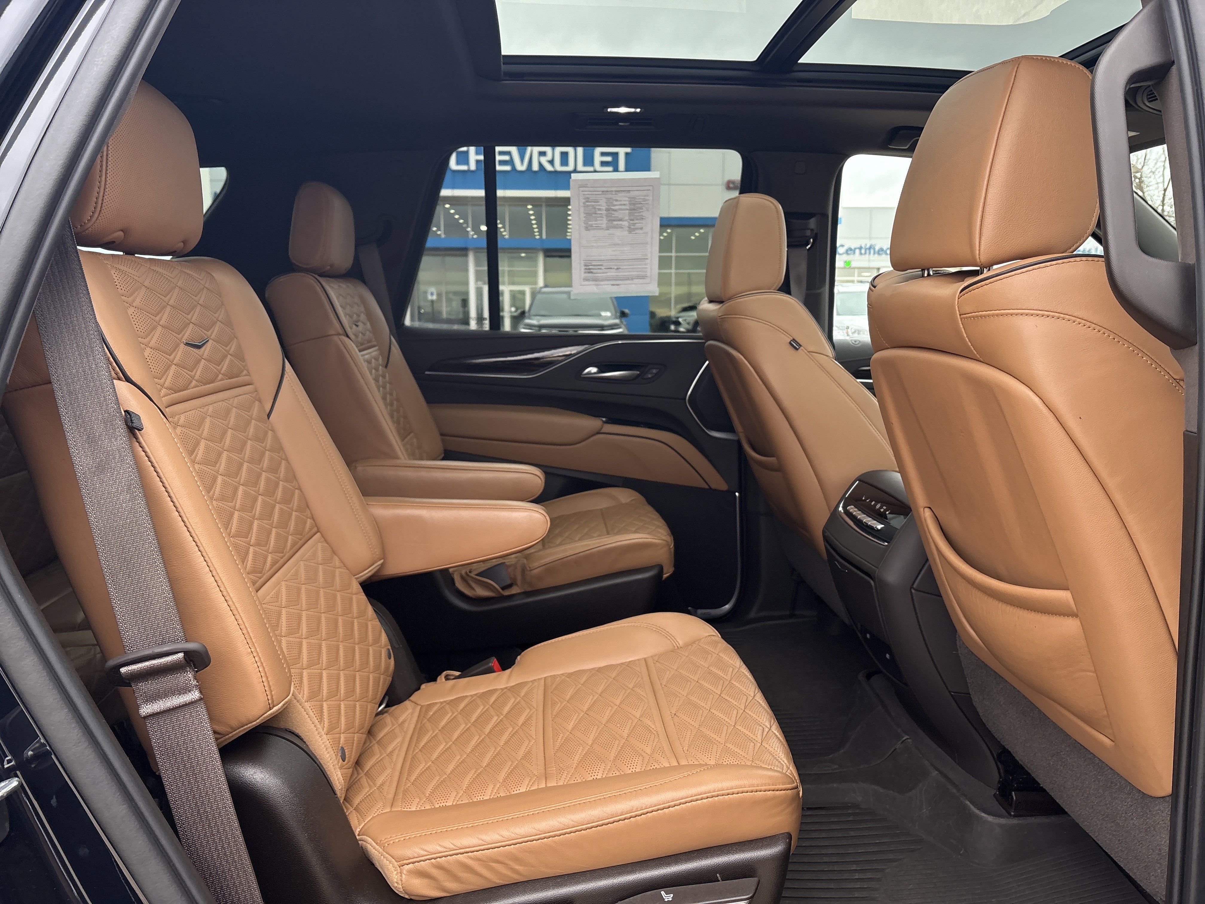 Used 2021 Cadillac Escalade Sport w/ Driver Assist Tech Package image 22
