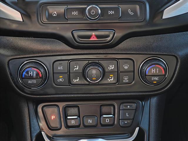 Used 2020 GMC Terrain SLE w/ Driver Convenience Package AWD/4WD image 30