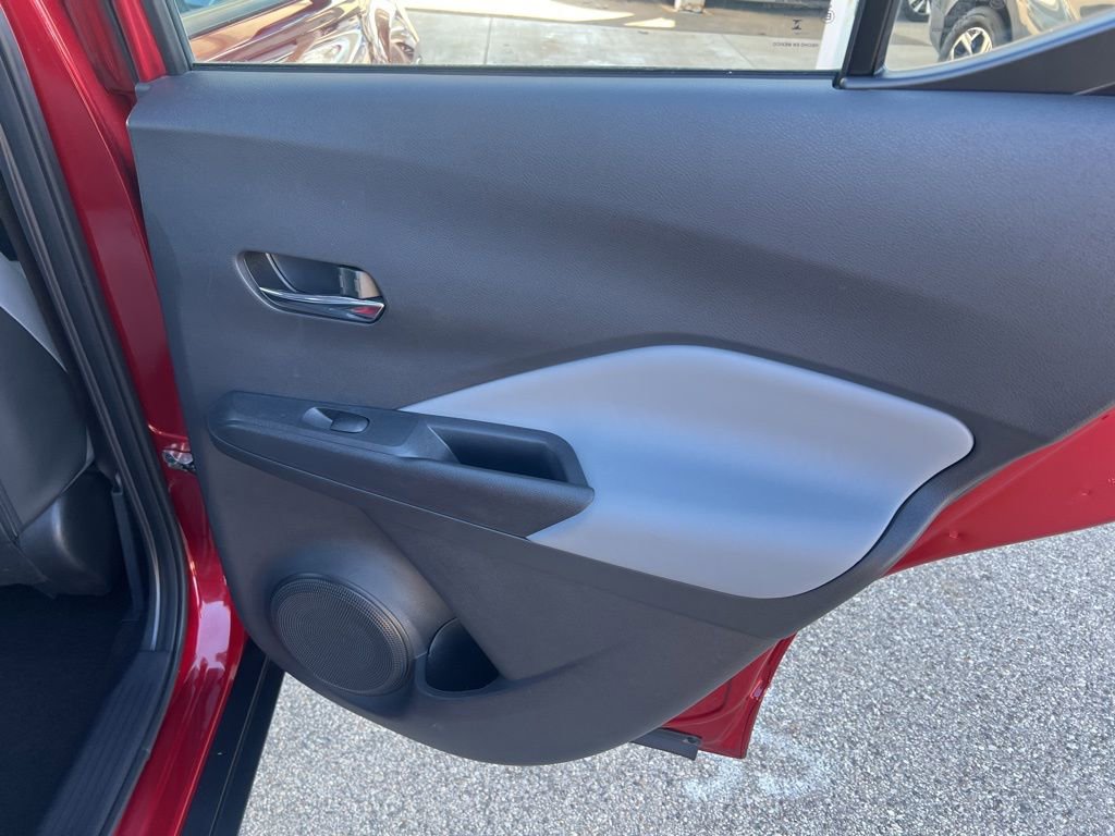 Used 2023 Nissan Kicks SR w/ SR Premium Package image 16