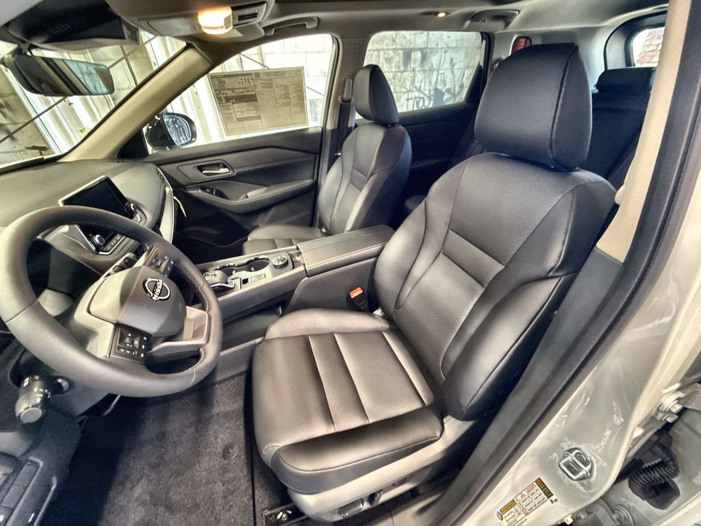 New 2026 Nissan Rogue Dark Armor AWD/4WD image 13