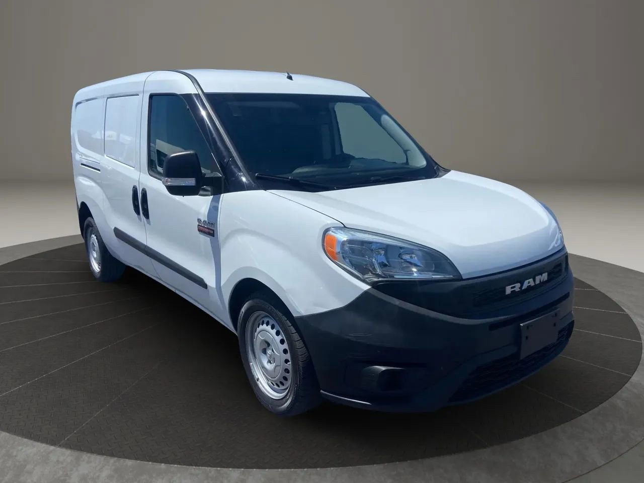 Used 2021 RAM ProMaster City Tradesman image 8