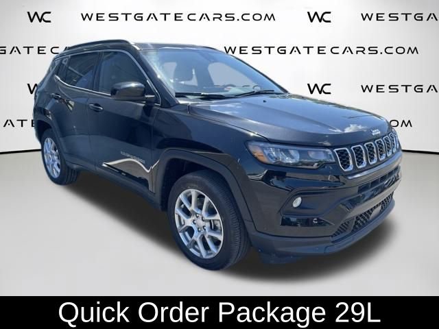 New 2024 Jeep Compass Latitude w/ Sun and Sound Group image 2