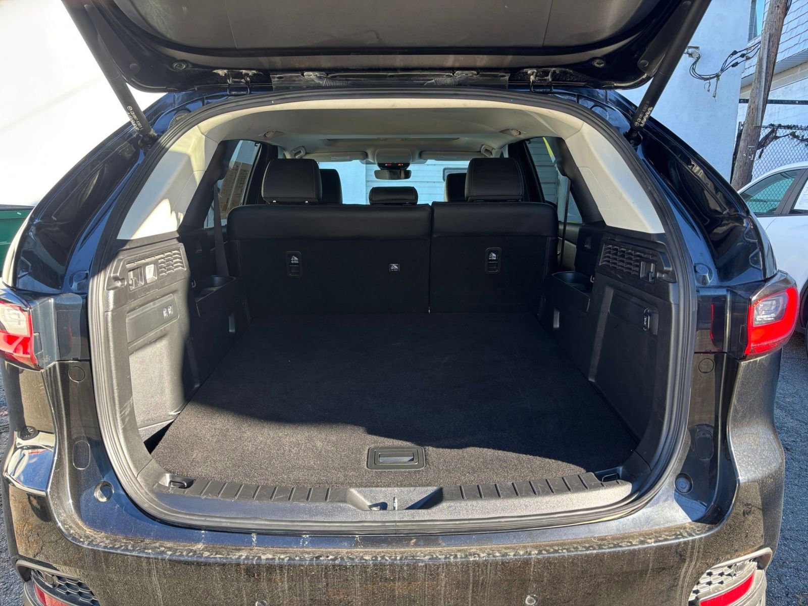 Used 2025 MAZDA CX-70 3.3 Turbo w/ Preferred Package image 29