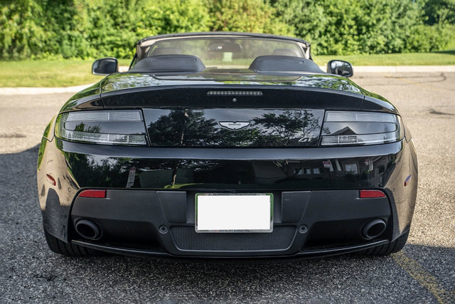 Used 2015 Aston Martin V8 Vantage GT RWD image 7