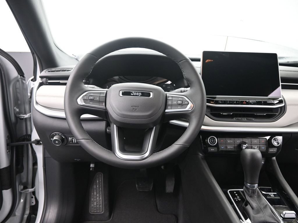 New 2026 Jeep Compass Limited image 19