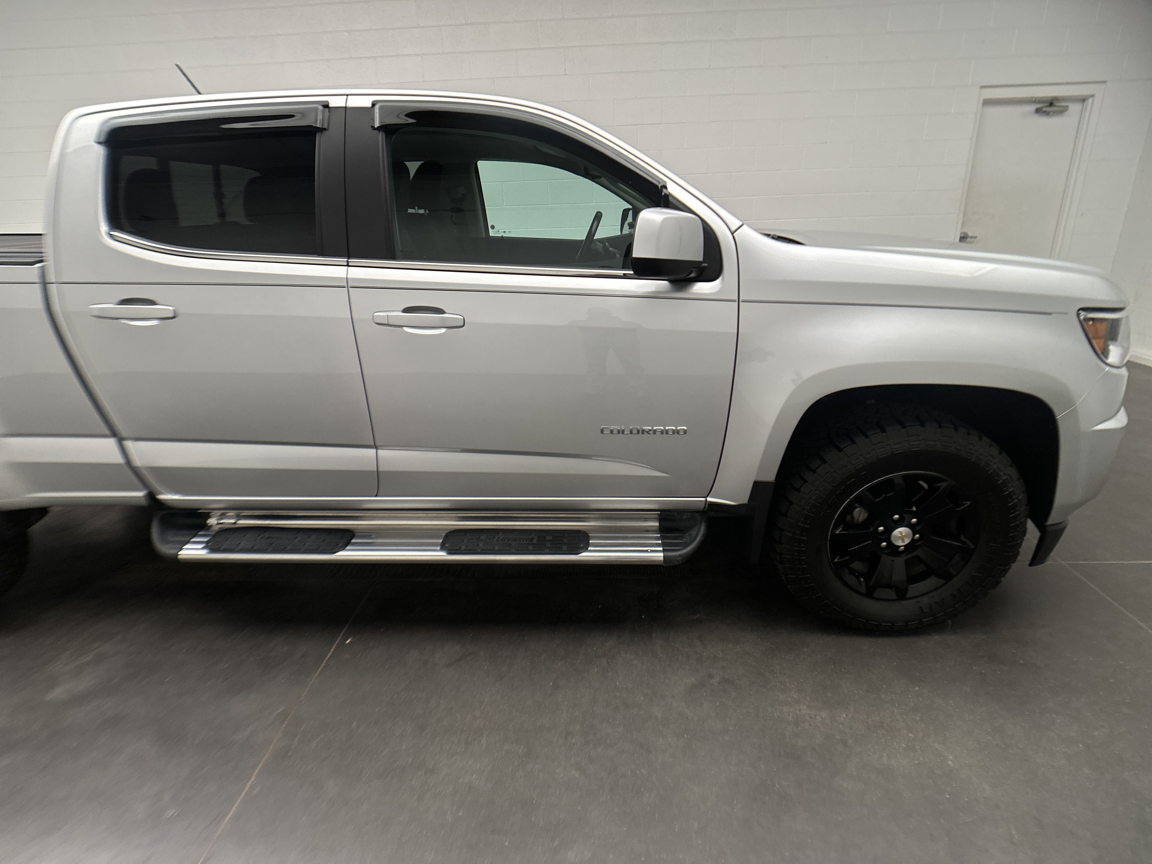 Used 2018 Chevrolet Colorado LT w/ LT Convenience Package AWD/4WD image 10