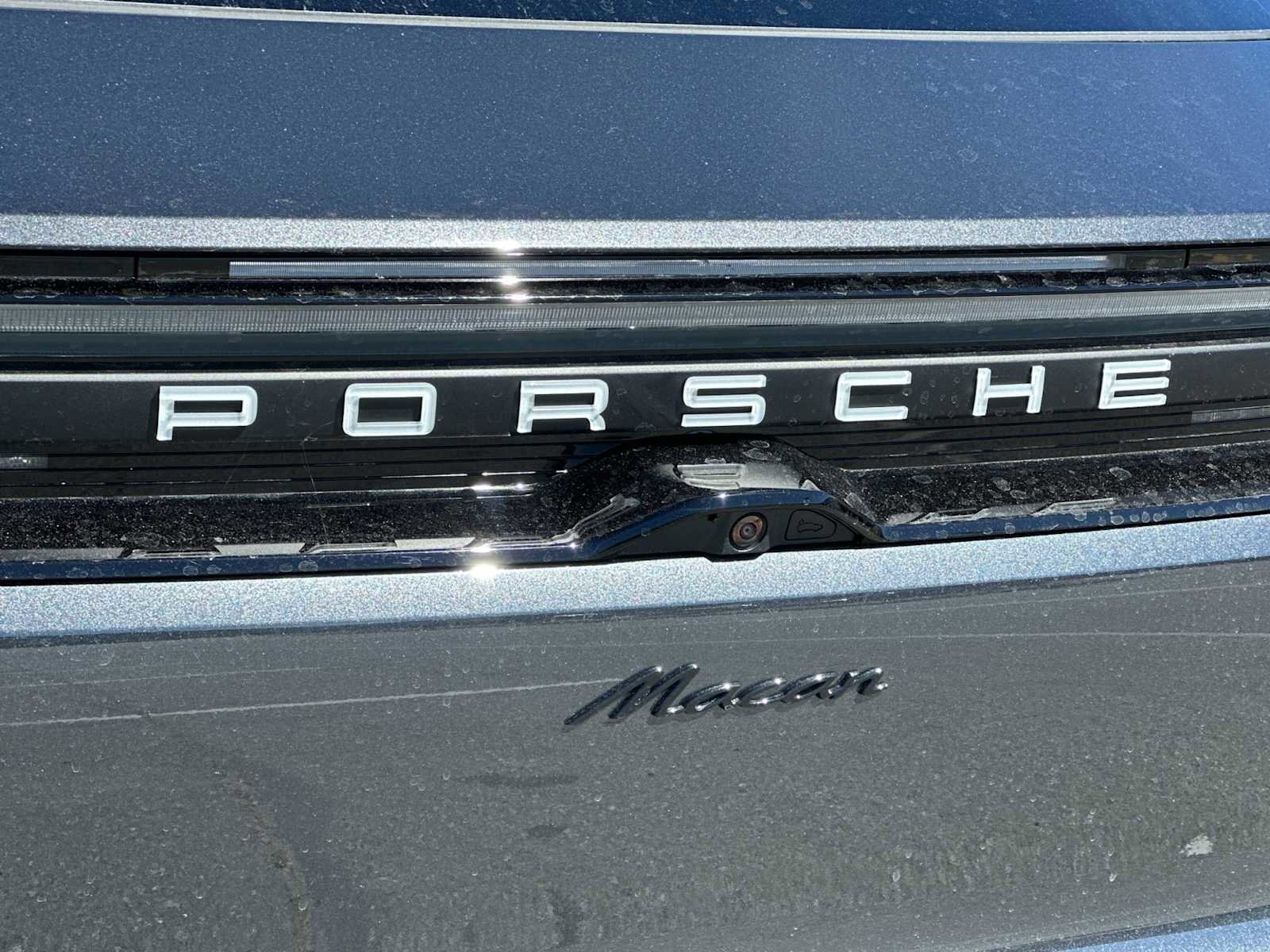 New 2026 Porsche Macan Electric RWD image 28