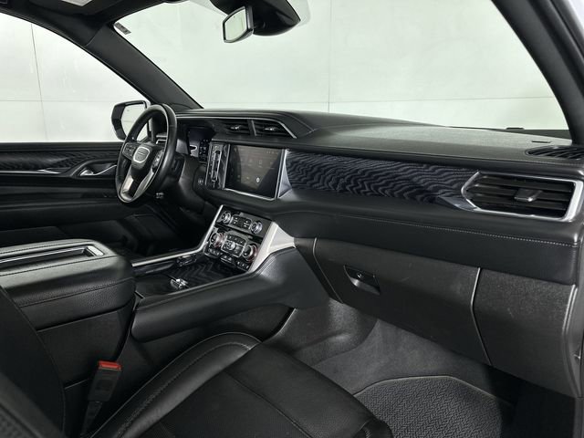Used 2024 GMC Yukon Denali RWD image 30