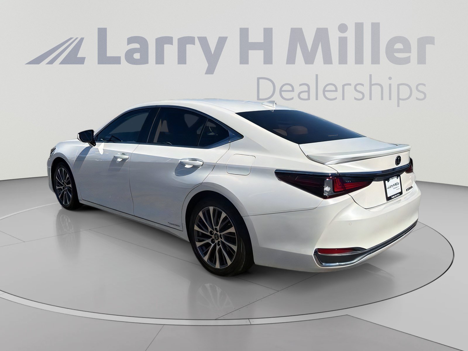Used 2021 Lexus ES 300h w/ Premium Package FWD image 4