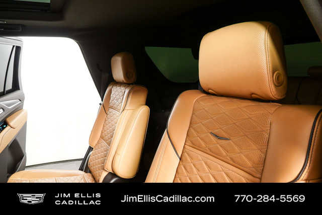 Used 2021 Cadillac Escalade Premium Luxury w/ Driver Assist Tech Package image 20