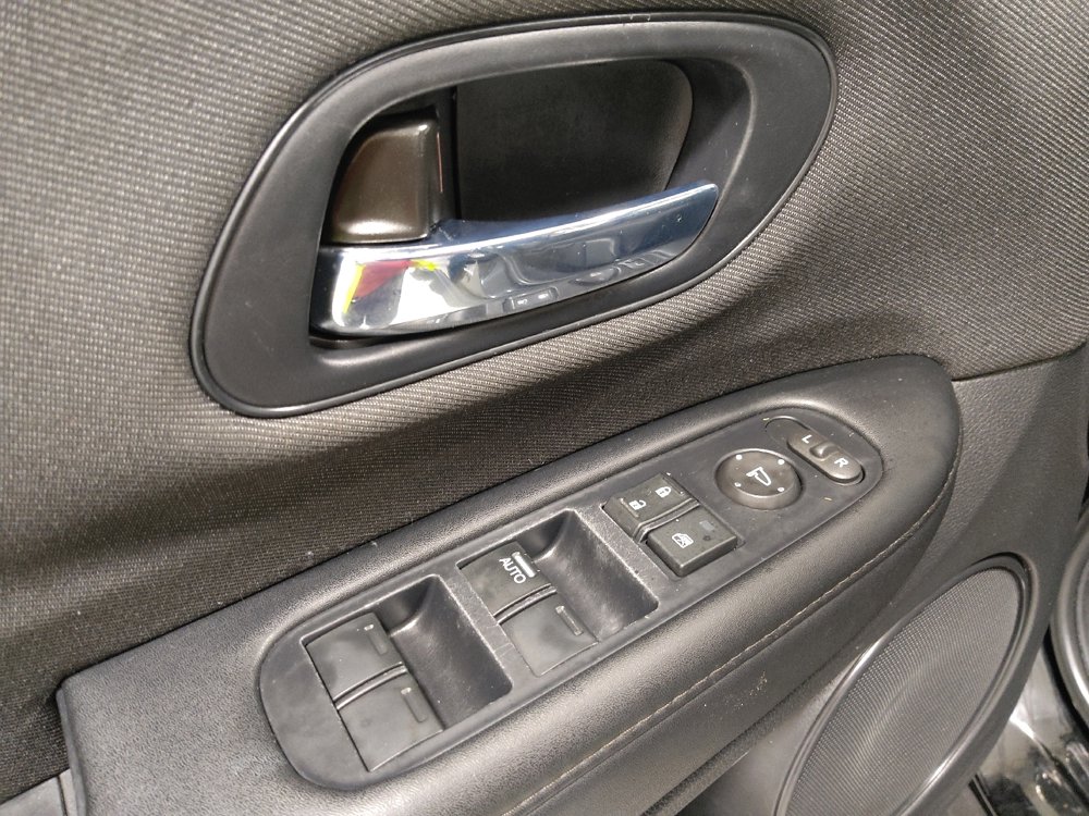 Used 2022 Honda HR-V LX image 27