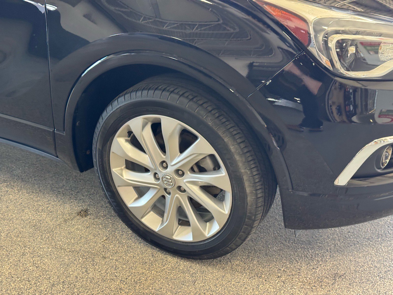 Used 2016 Buick Envision Premium AWD/4WD image 4