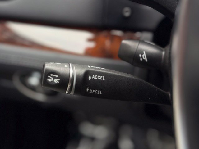 Used 2017 Mercedes-Benz SL 550 image 27