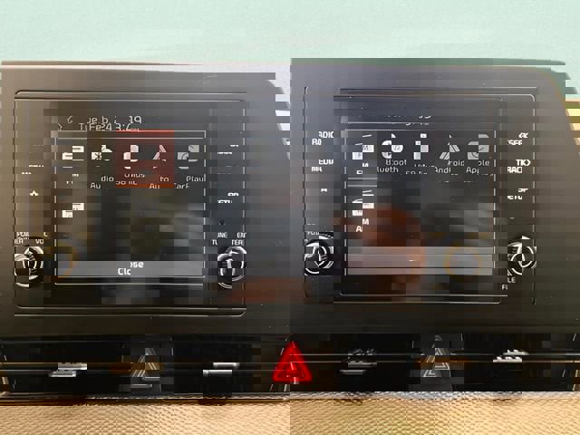 Used 2025 Kia Sportage LX image 23