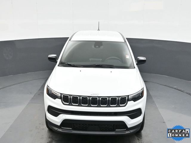 Used 2025 Jeep Compass Sport image 30