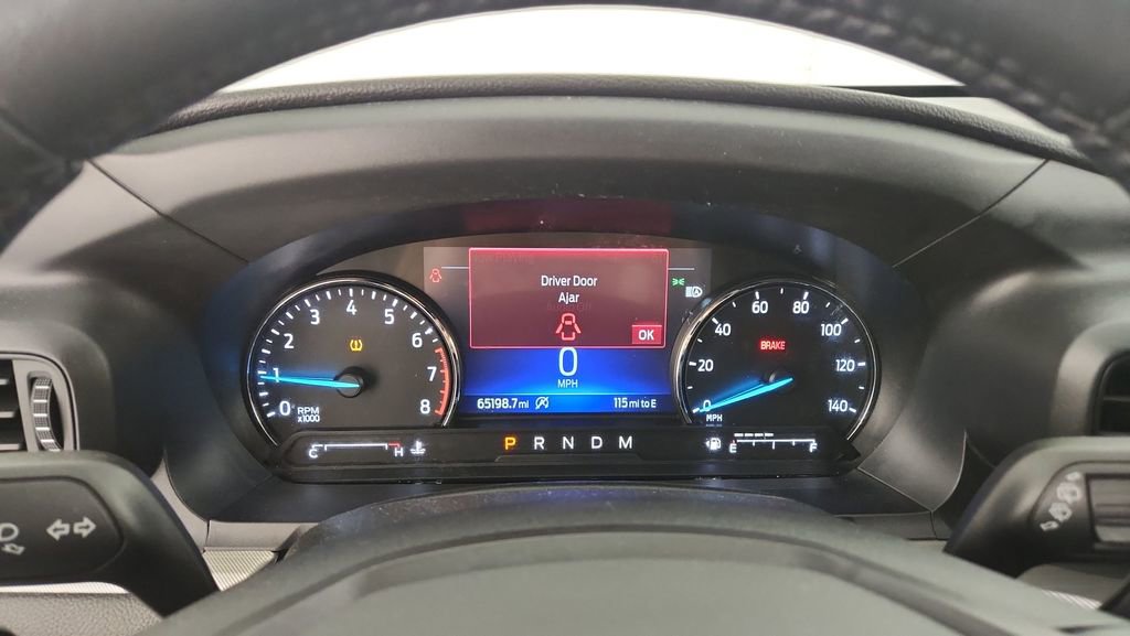 Used 2020 Ford Explorer XLT w/ Comfort Package AWD/4WD image 11