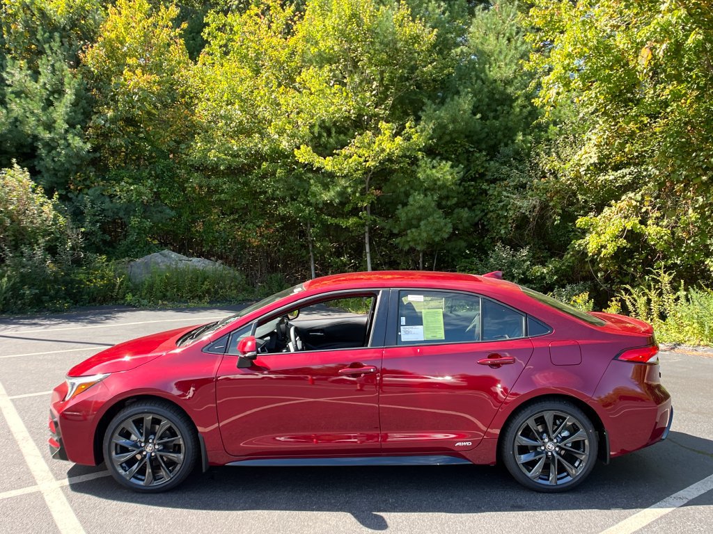 New 2026 Toyota Corolla SE AWD/4WD image 2