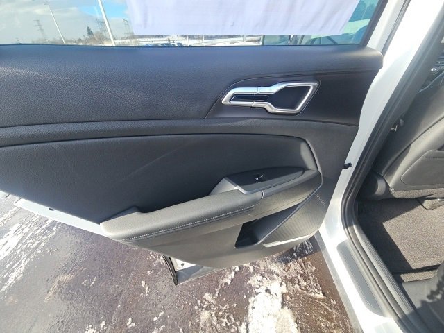 New 2026 Kia Sportage EX image 24