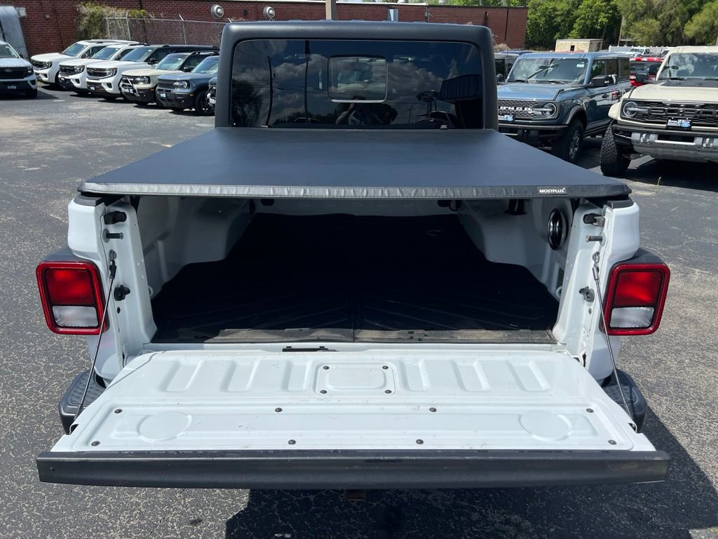 Used 2023 Jeep Gladiator Sport image 6