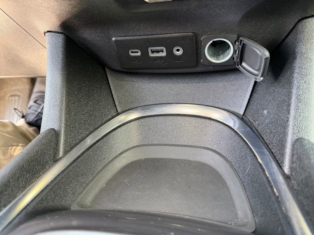 Used 2023 Chevrolet Malibu LT image 26