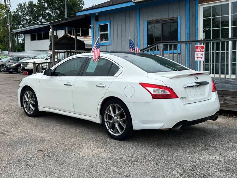 Used 2011 Nissan Maxima 3.5 SV w/ Sport Pkg FWD image 8