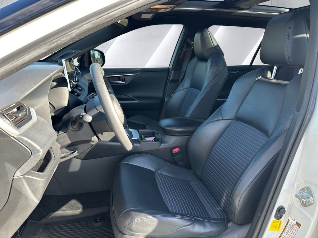 Used 2020 Toyota RAV4 XSE image 8