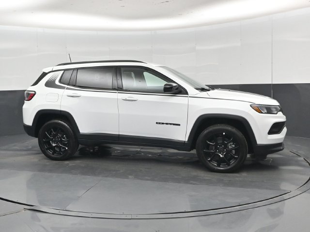 New 2027 Jeep Compass Latitude AWD/4WD image 34