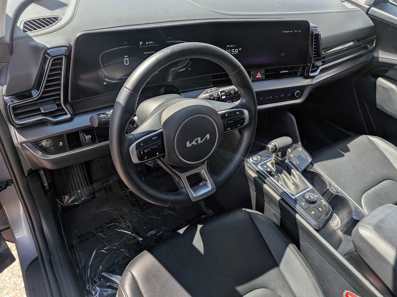 Used 2025 Kia Sportage EX image 2