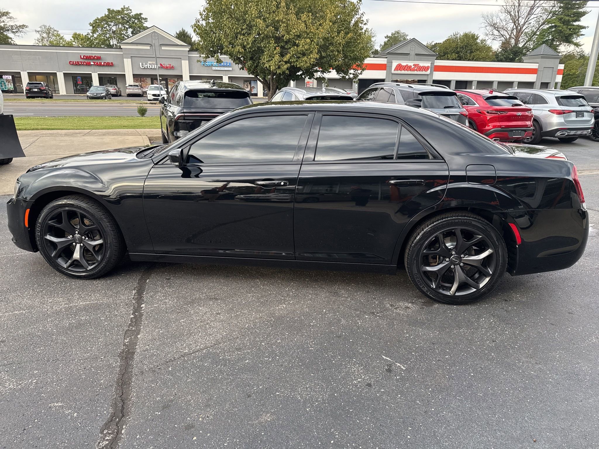 Used 2021 Chrysler 300 S image 6