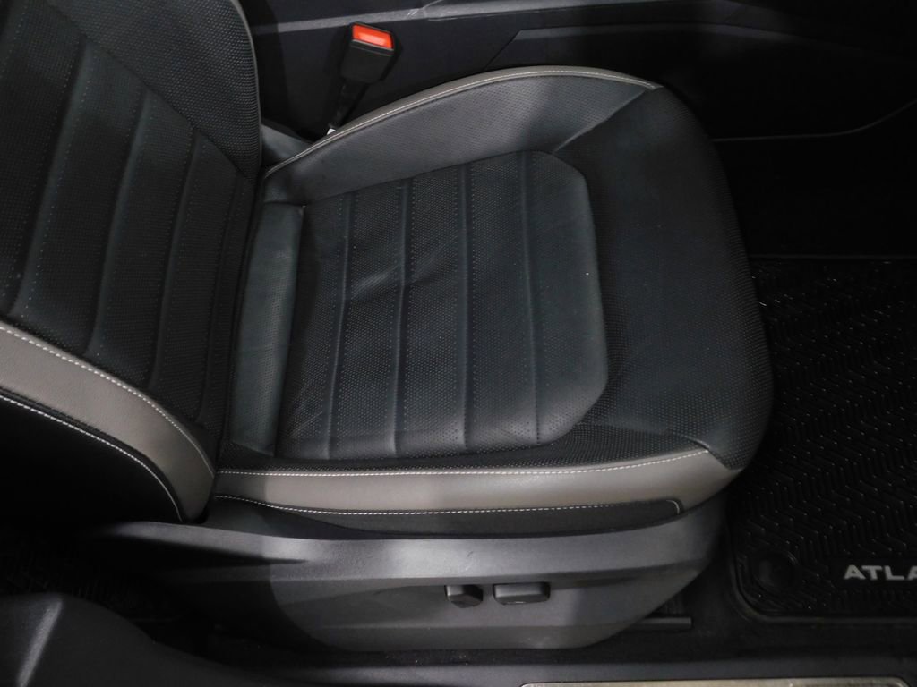 Used 2020 Volkswagen Atlas Cross Sport SEL Premium R-Line image 68