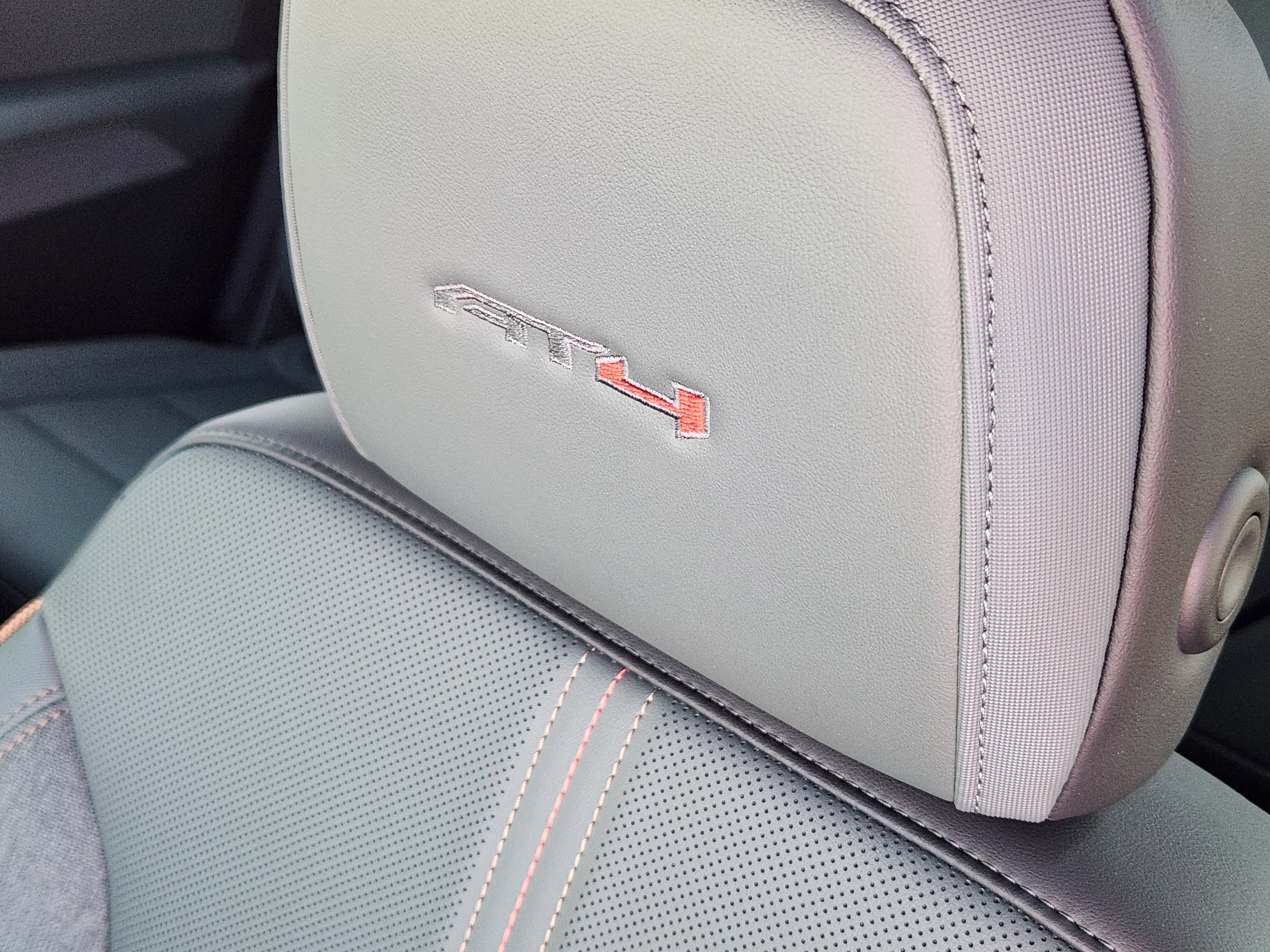 New 2026 GMC Acadia AT4 image 11