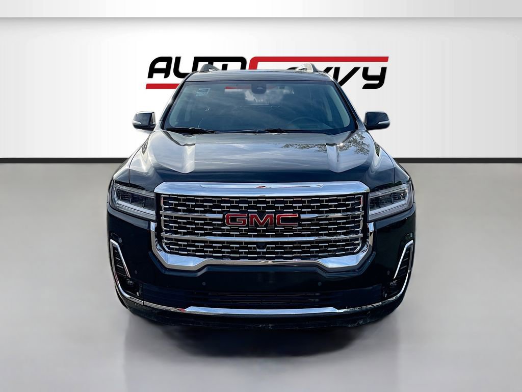 Used 2023 GMC Acadia Denali w/ Denali Technology Package FWD image 2
