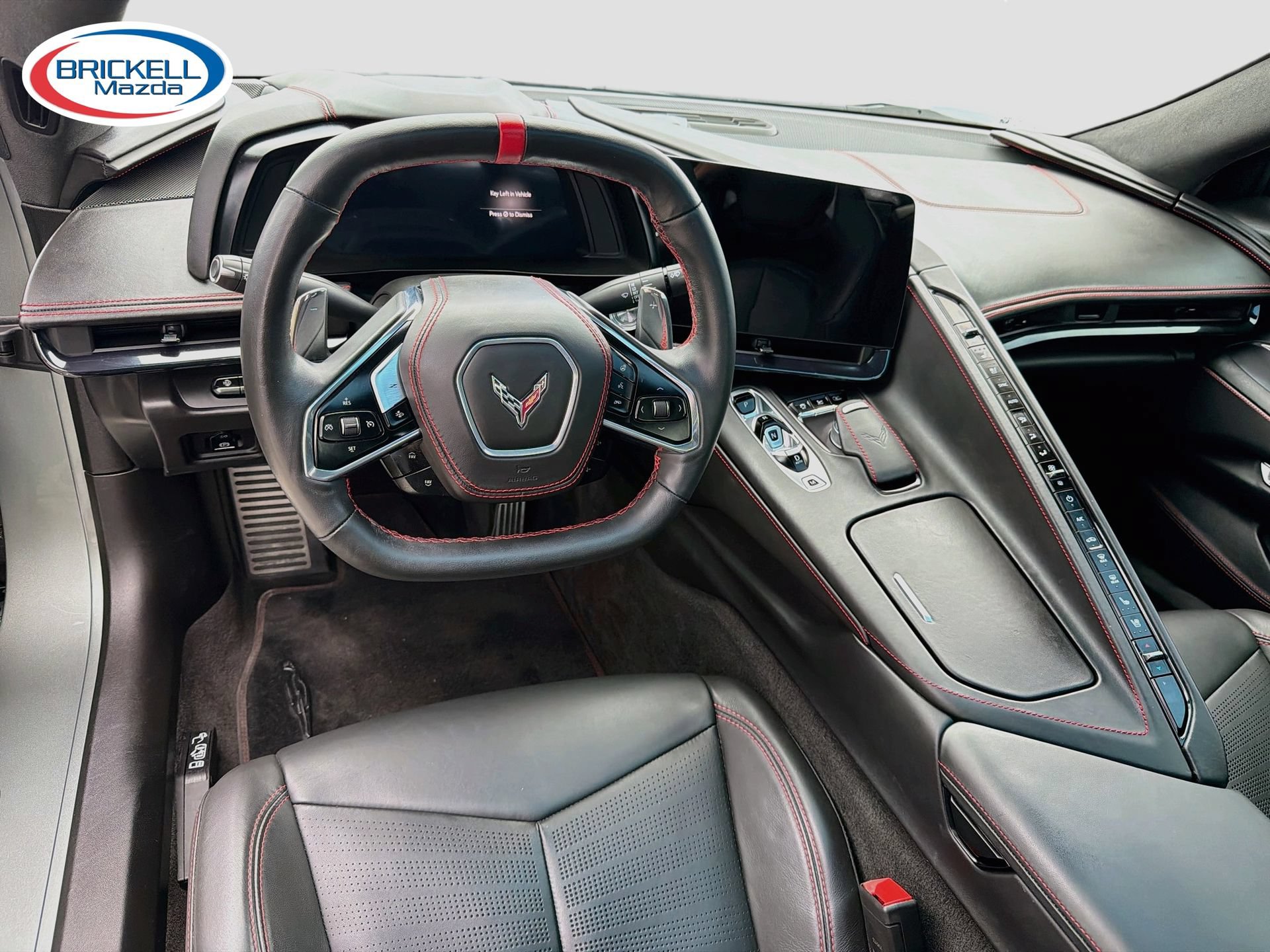 Used 2024 Chevrolet Corvette Stingray Premium Cpe w/ Body-Color Dual Roof Package RWD image 17