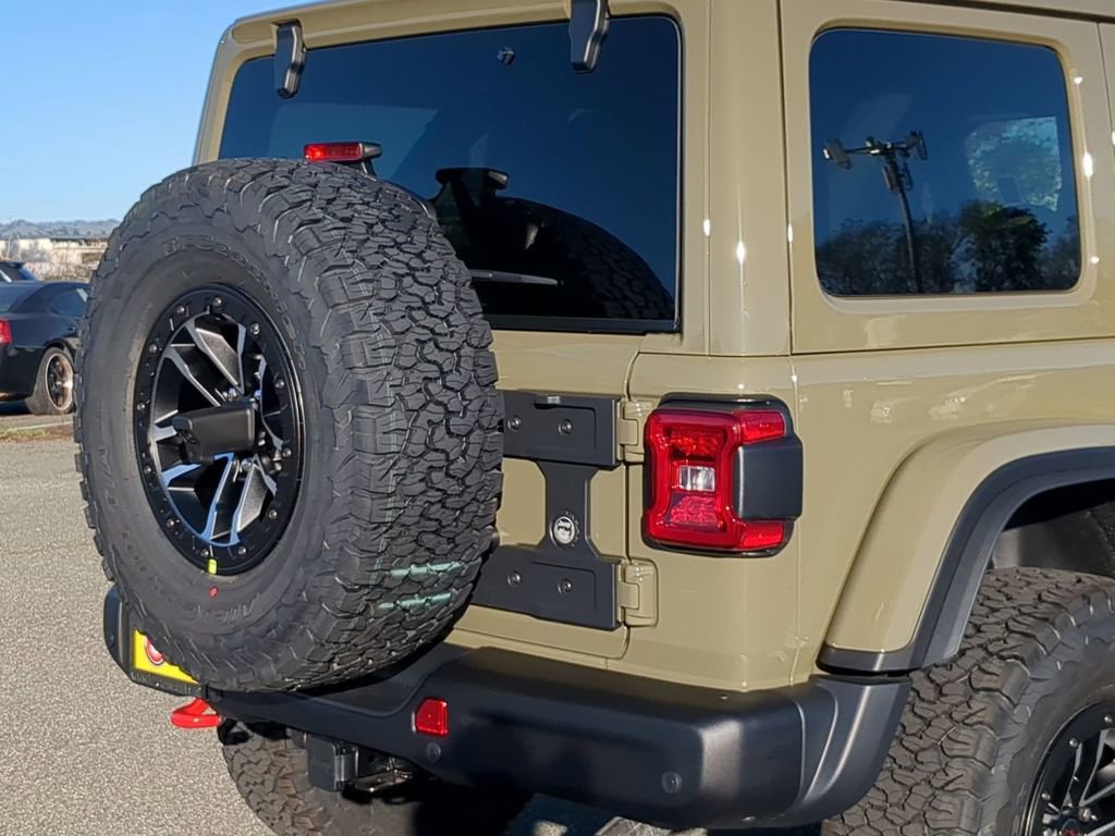New 2026 Jeep Wrangler Unlimited Rubicon AWD/4WD image 23
