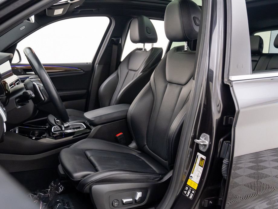 Used 2022 BMW X3 xDrive30i w/ Premium Package 2 image 16