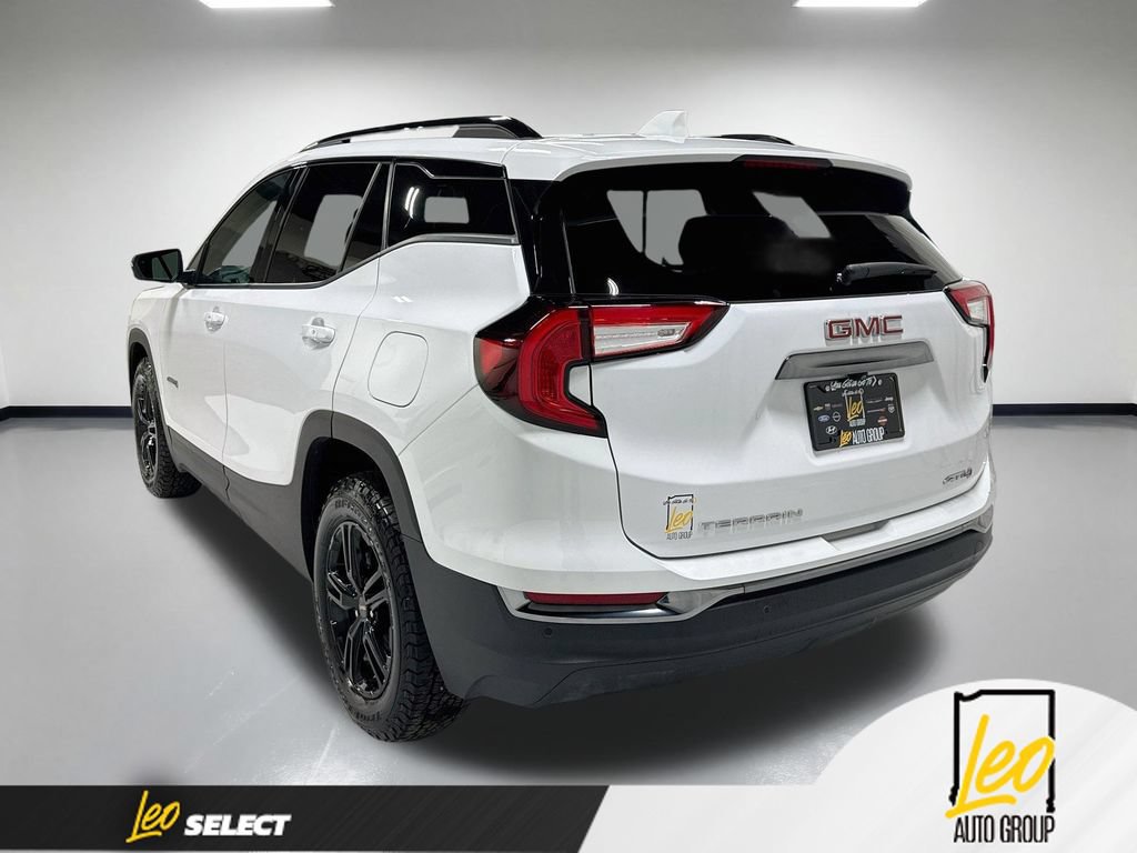 Used 2024 GMC Terrain AT4 w/ Tech Package AWD/4WD image 10
