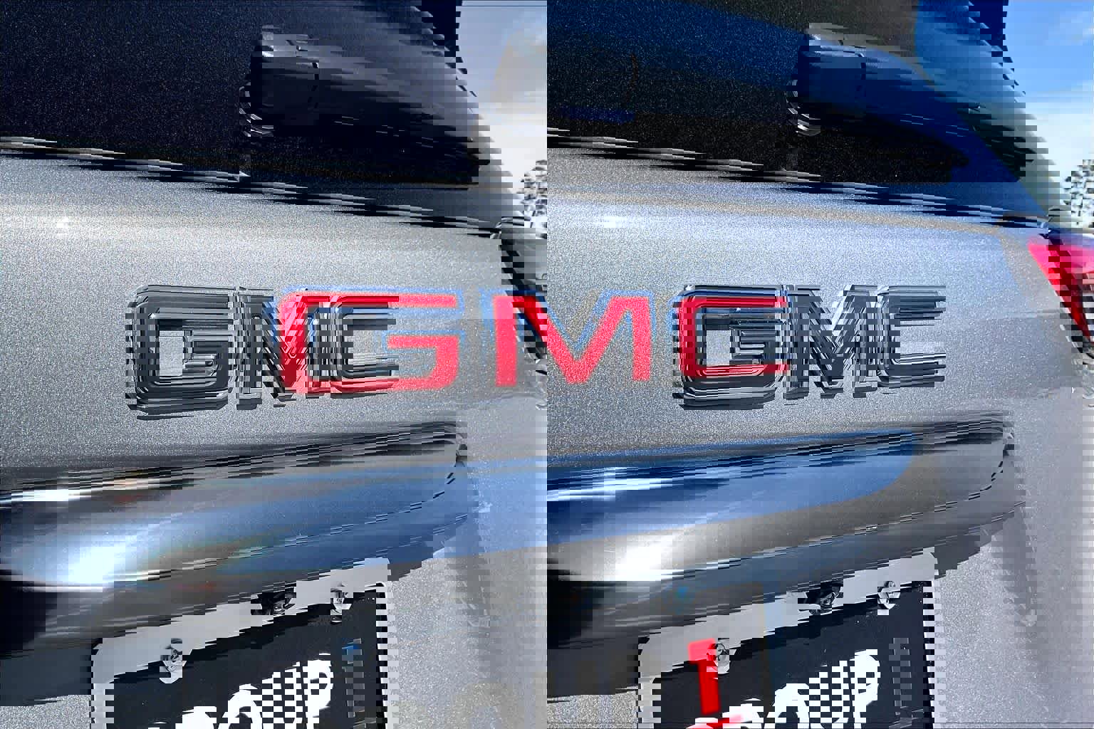 Used 2024 GMC Terrain AT4 w/ Tech Package image 10