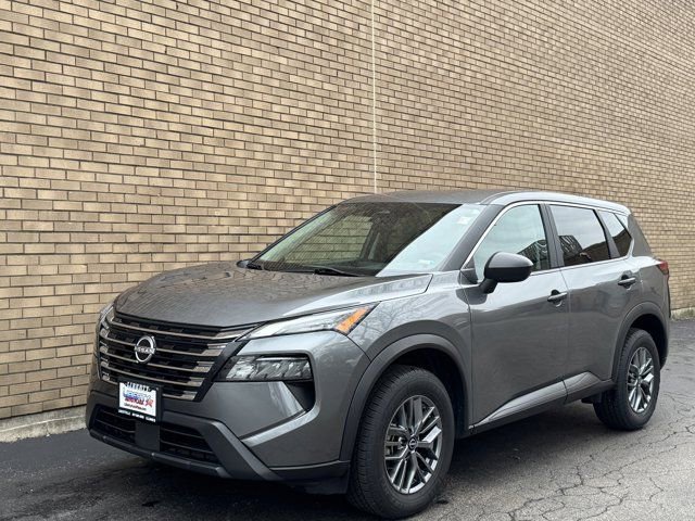 Used 2024 Nissan Rogue S image 24