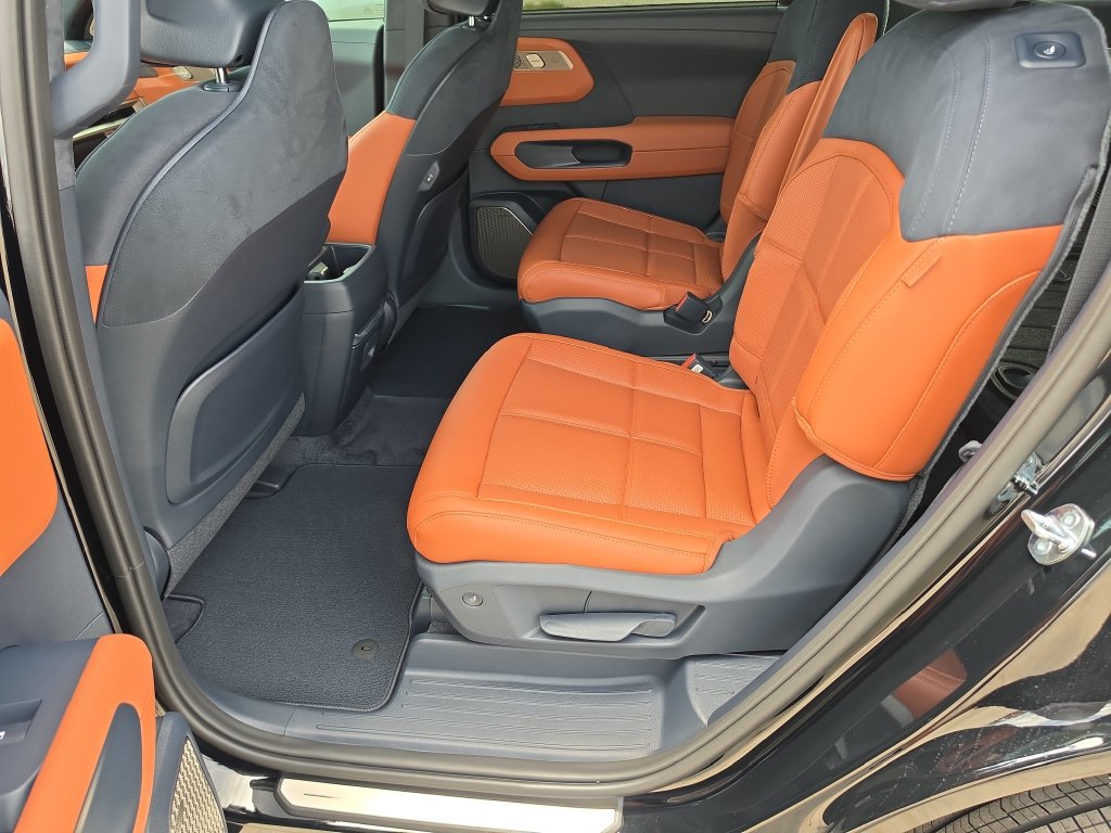 New 2027 Kia Telluride SX Prestige AWD/4WD image 17