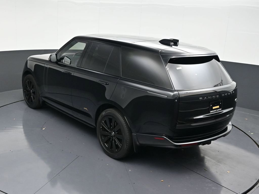 Used 2023 Land Rover Range Rover SE image 15