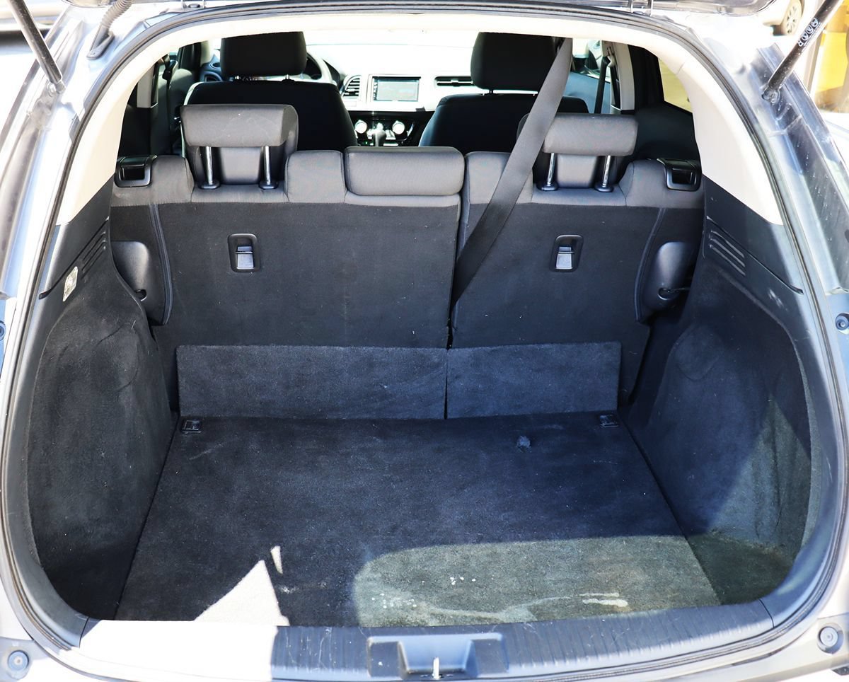 Used 2020 Honda HR-V LX image 23